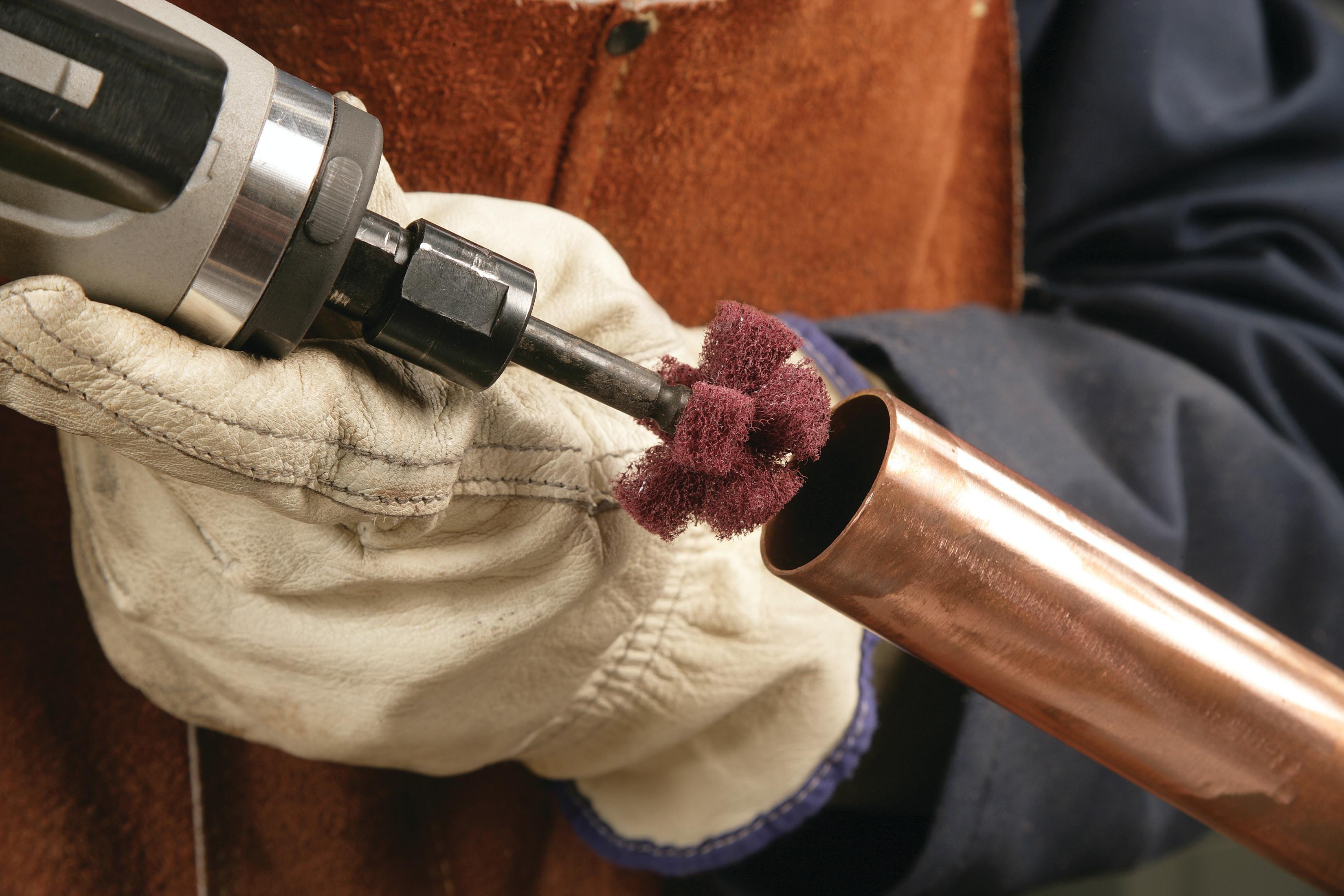 3M 2x1/2 2PLY 8-32 A MED CROSS BUFF