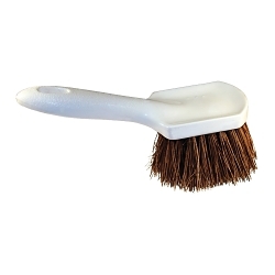 SHORT HANDLE FENDER BRUSH PALMYRA FILL