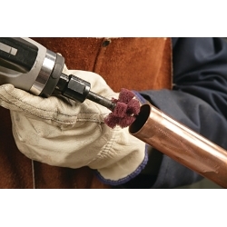 3M 2x1/2 2PLY 8-32 A MED CROSS BUFF